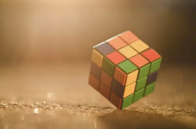 Escuela de la Memoria | Conoce el Universo Rubik